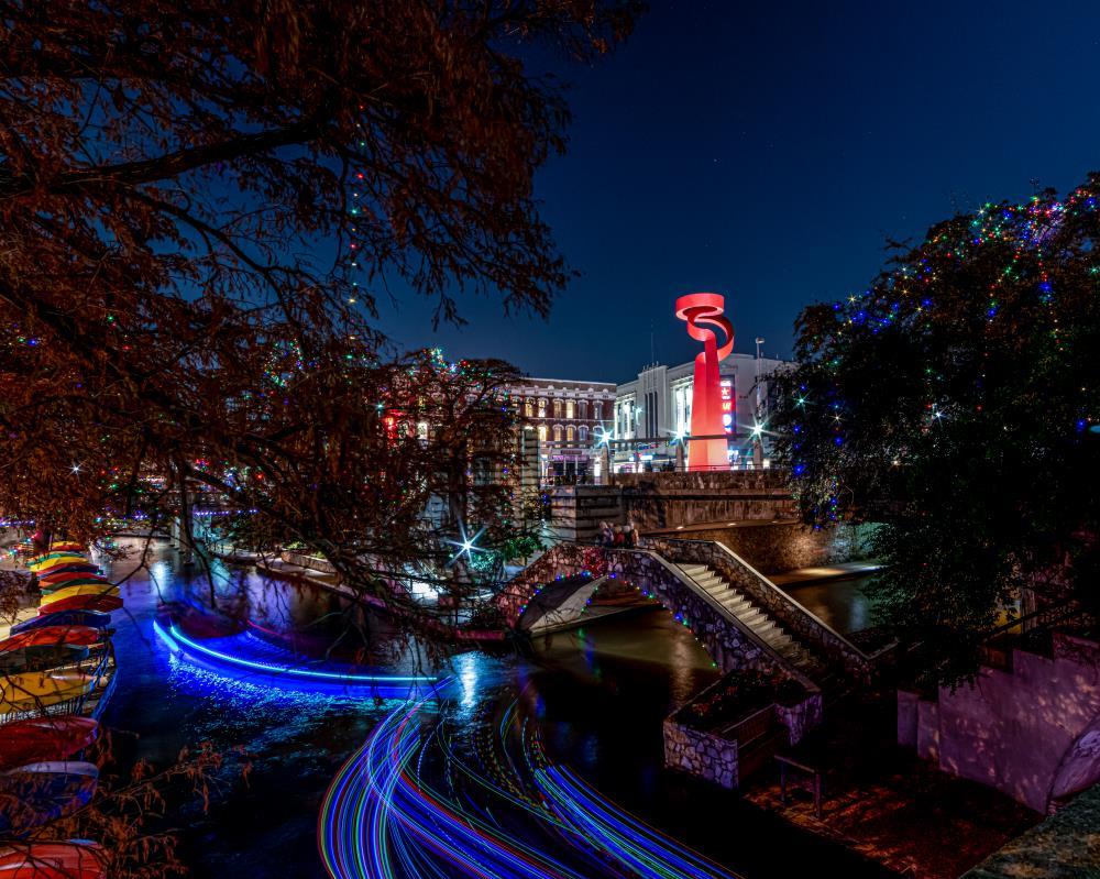 Holiday Riverwalk Anatorcha